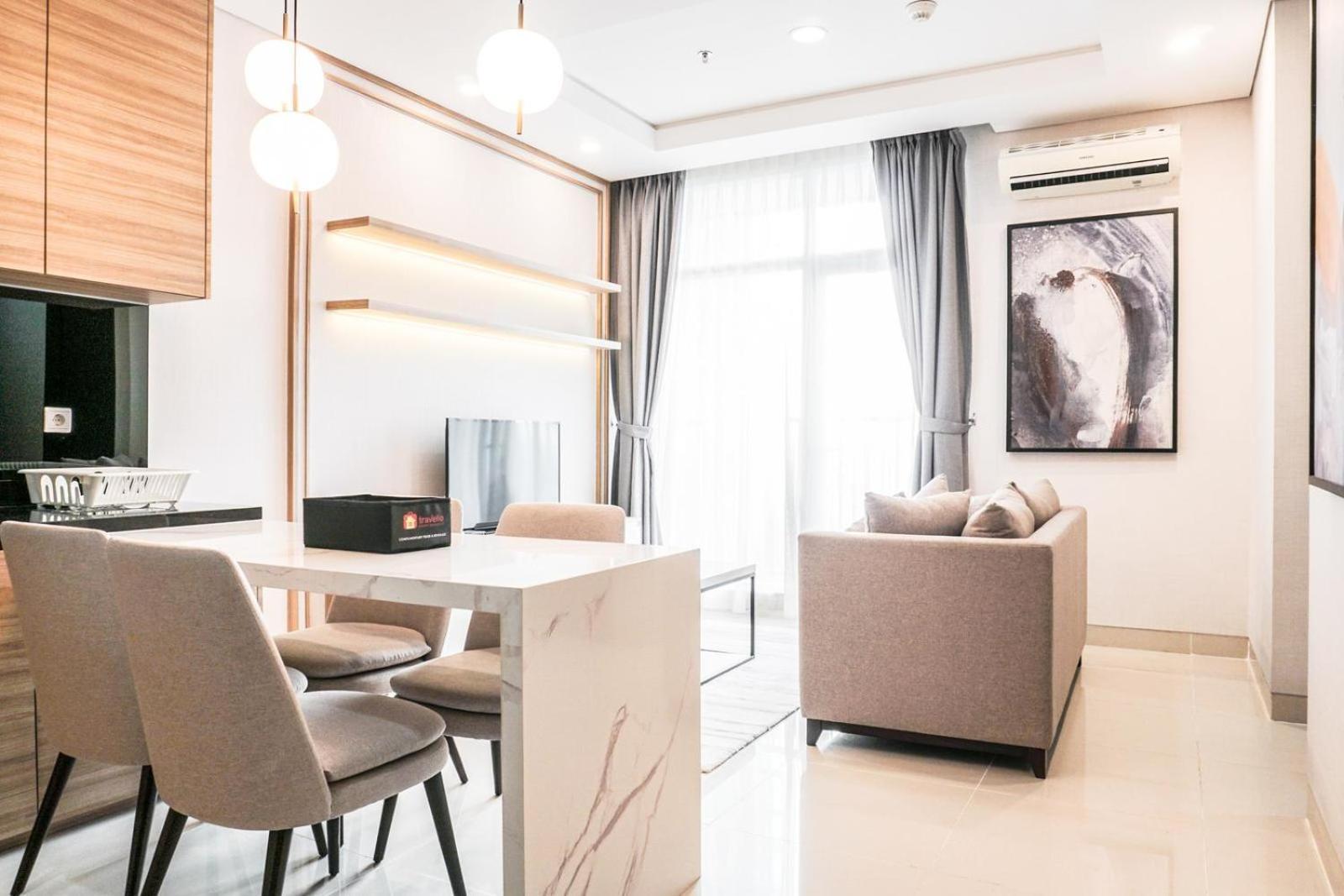 2br Luxury Modern Ciputra International By Travelio Appartement *