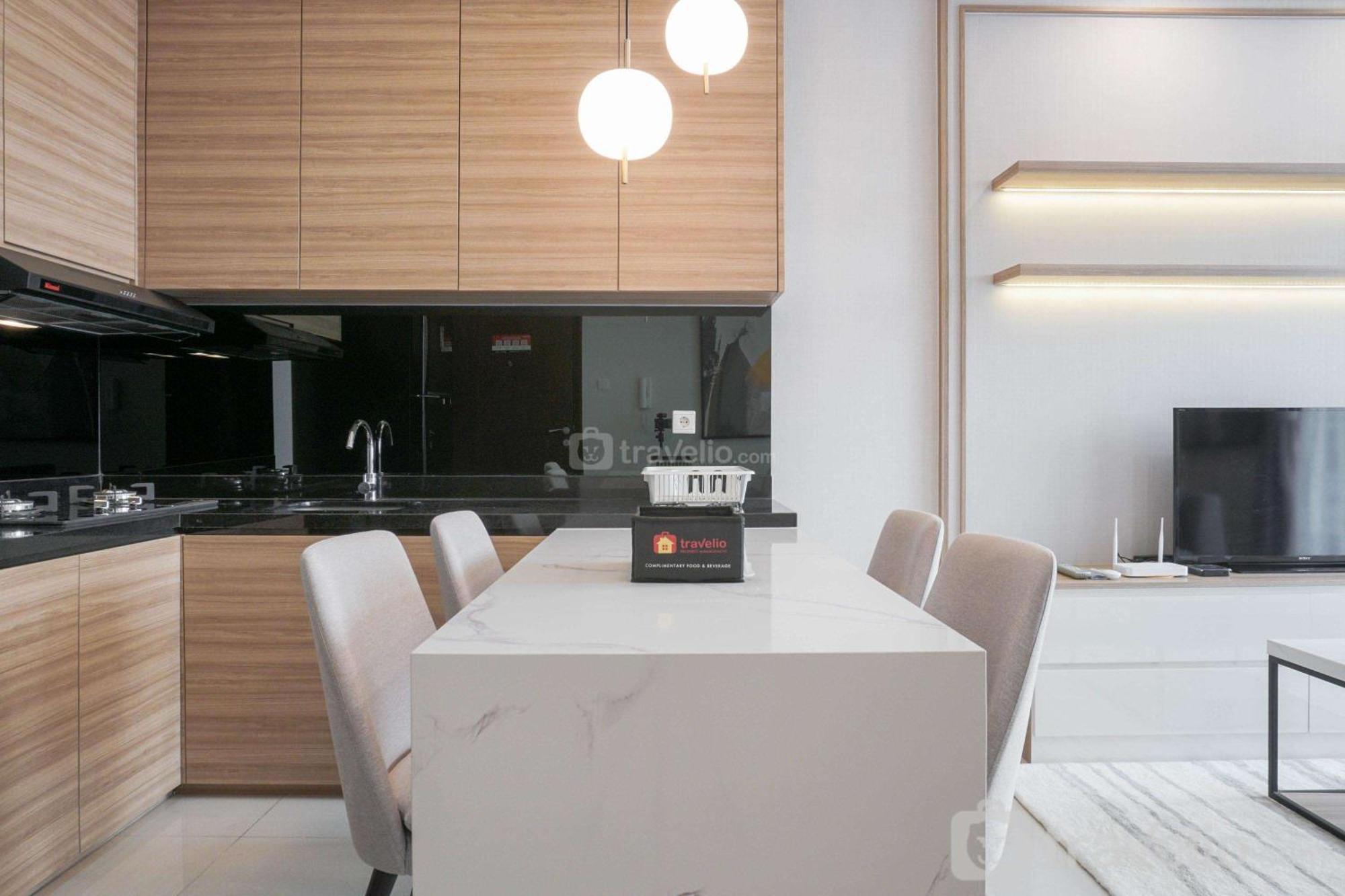 2br Luxury Modern Ciputra International By Travelio Appartement *